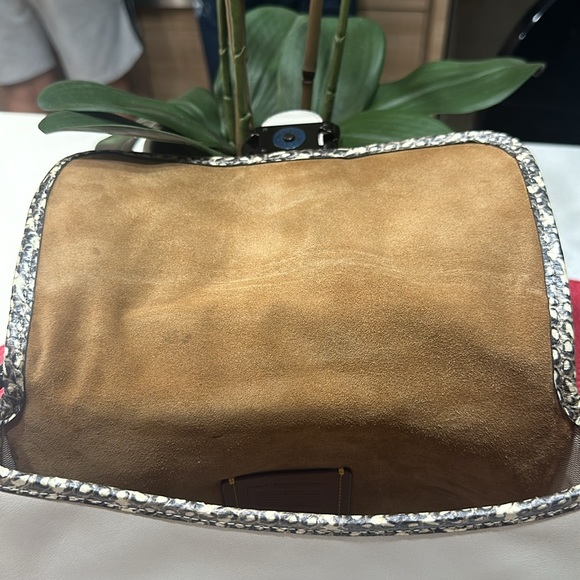 Coach Tabby Soft Leather With Snakeskin Detail Shoulder Bag in Cream - Picture 4 of 11